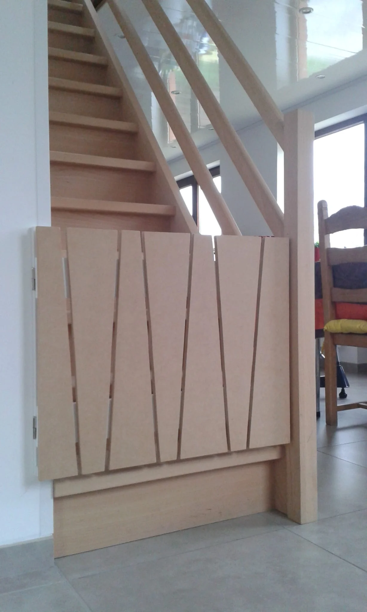 Porte d'Escaliers - Création artisanale en bois massif par Le Petit Menuisier